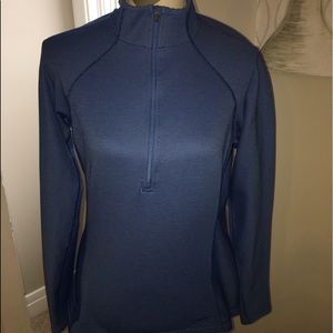 Patagonia lightweight top